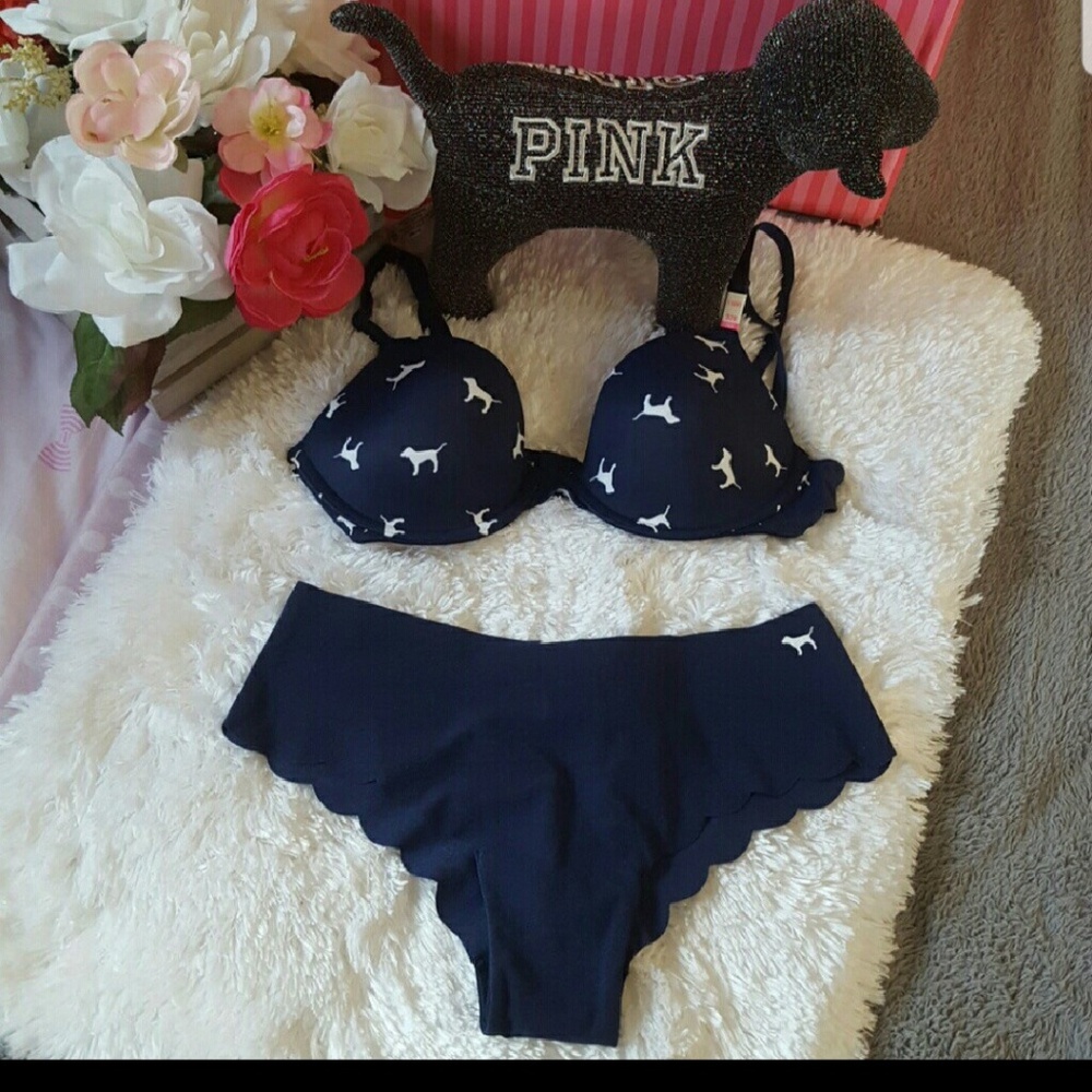Victoria Secret Tshirt bra